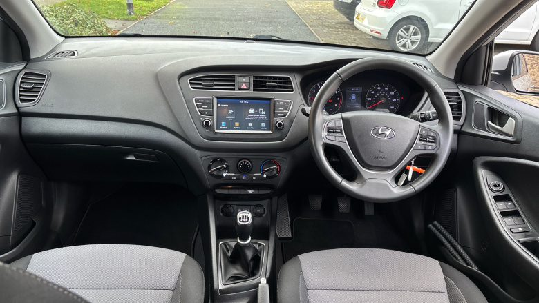 Hyundai i20 1.2 MPi SE 5dr Petrol Hatchback